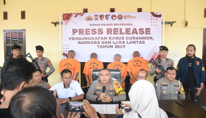 Polres Bulukumba Gelar Press Release Akhir Tahun 2025, Ini Kasus Yang Berhasil diungkap.