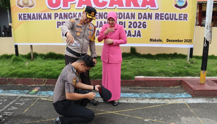 34 Personil Naik Pangkat Pengabdian dan Reguler, AKBP Budi Hermawan: Reward Hasil Prestasi Kerja