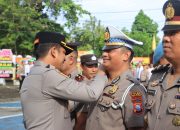 Kapolres Barru Pimpin Upacara Kenaikan Pangkat Personil