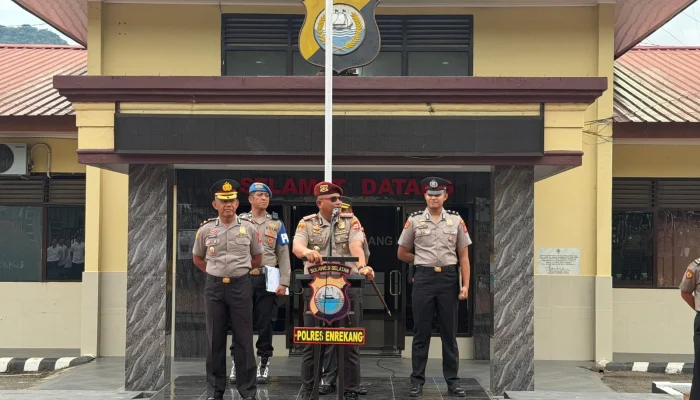 Pimpin Apel Jam Pimpinan, Kapolres Enrekang : Polri Harus Terus Hadir Di Tengah Masyarakat