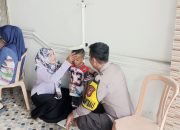 Wujud Dukungan Polri dalam Pencegahn Stunting, Bhabinkamtibmas Polsek Banggae Polres Majene Dampingi Kegiatan Posyandu di Totoli