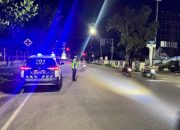 Sat Lantas Polres Sinjai Gelar Blue Light Patrol, Tingkatkan Keamanan di Jalan.
