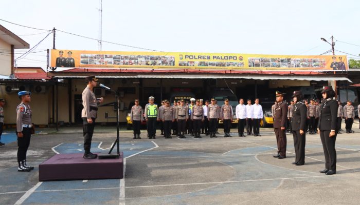 Polres Palopo Laksanakan Penganugerahan Tanda Kehormatan Santyalancana Pengabdian