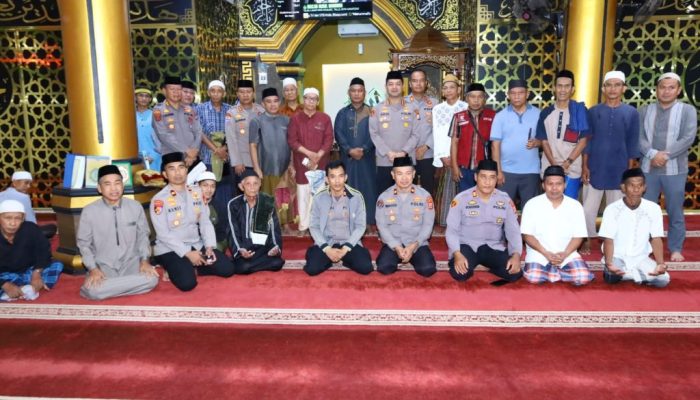 Kapolrestabes Makassar Gelar Safari Subuh di Masjid Nurul Mu’Minin Tallo