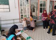 Bhabinkamtibmas Polsek Banggae Polres Majene Dampingi Posyandu Lestari, Dukung Upaya Pencegahan Stunting
