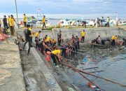 Personel Polres Bone dan Sat Brimob Yon C Bone Korve di Sekitar TPI Bajoe, Wujud Dukungan Arahan Presiden
