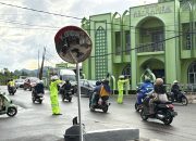 Antisipasi Jalan Licin Saat Gerimis, Ditlantas Polda Sulbar Terus Ingatkan Pengendara untuk Tertib Demi Keselamatan