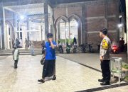 Ramadan Kondusif, Polsek Malunda Kawal Pelaksanaan Sholat Tarawih