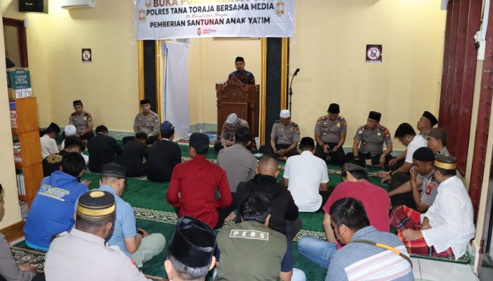 Polres Tana Toraja Buka Puasa Bersama Media, Santuni Anak Yatim di Bulan Ramadan