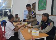 Maksimalkan Target Ops Keselamatan, Polda Sulbar Berikan Layanan Kesehatan Gratis di Terminal Simbuang Jaga Kondisi Prima Driver Lintas Kota