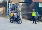 Unit Kamsel Sat Lantas Polres Mamasa Gencarkan Sosialisasi UU Lalu Lintas, Tekankan Keselamatan Berkendara
