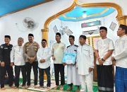 Kapolsek Pamboang Hadiri Safari Ramadhan Pemkab Majene di Masjid Nurul Falak Desa Bababulo