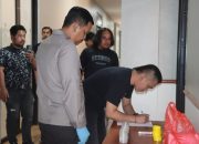 Pastikan Bebas Penggunaan Narkoba, Resmob Polres Toraja Utara Lakukan Tes Urine‎
