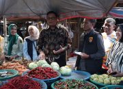 Satgas Saber Pangan Tinjau Harga dan Mutu Bahan Pokok di Pasar Cekkeng Bulukumba