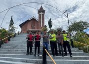 Polri Hadir Jaga Kekhidmatan Paskah, Polres Tana Toraja Intensifkan Patroli Mobile di Sejumlah Gereja
