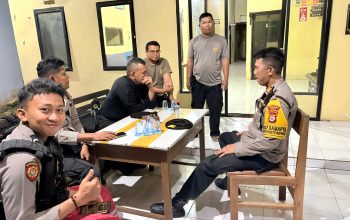 Cegah Gangguan Kamtibmas, Kasat Samapta Polres Sinjai Pimpin Patroli Lintas Kecamatan