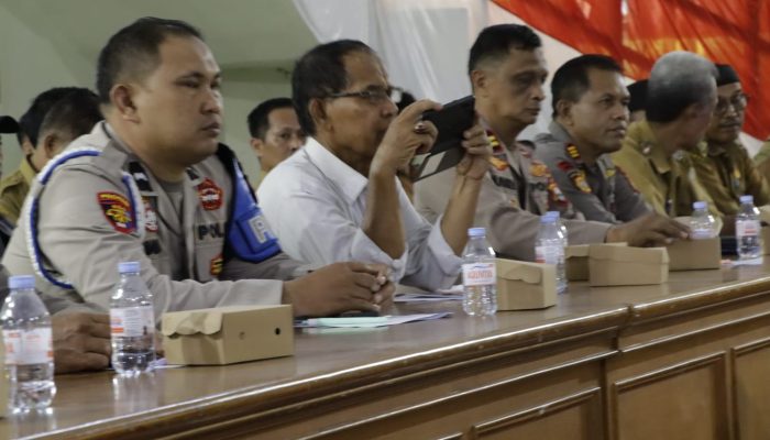 Waka Polres Pinrang Hadiri Acara Gelar Sidang Pleno Komisi Irigasi, Tetapkan Musim Tanam April Hingga September