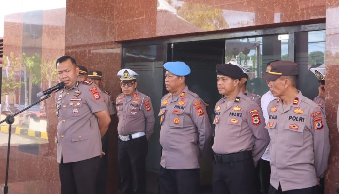Apel Kesiapan Pam Aksi Unjuk Rasa, Kapolres Sinjai Tekankan Pelayanan Humanis.