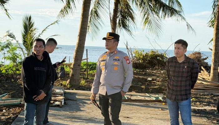 Kapolres Barru Pantau Pembangunan Kampung Nelayan