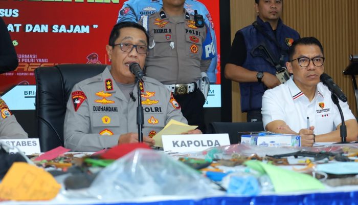 Kapolda Sulsel Pimpin Konferensi Pers, Ratusan Pelaku Kejahatan Jalanan Berhasil Diungkap