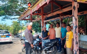 Satlantas Polres Jeneponto Berikan Imbauan kepada Tukang Ojek: Lengkapi Surat dan Pakai Helm SNI