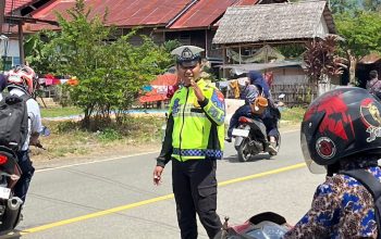 Jaga keselamatan Berkendara di Jam Pulang Sekolah, Ditlantas Polda Sulbar Gencarkan Pengaturan dan Edukasi
