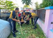 Bakti Sosial Hari Bhayangkara ke-80, Polres Majene Bersih-bersih Taman Kota dan Pasar Sentral
