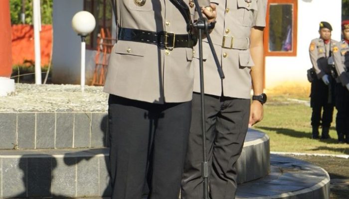 HUT Bhayangkara ke 80 Tahun, Kapolres Luwu Timur Pimpin Ziarah ke Makam Pahlawan