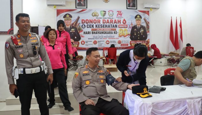 Sambut HUT Bhayangkara ke-80, Polres Tana Toraja Gelar Donor Darah untuk Bantu Sesama