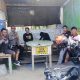 Bhabinkamtibmas Polsek Banggae Sambangi Pangkalan Kurir, Ingatkan Keselamatan Berkendara dan Ajak Jaga Kamtibmas