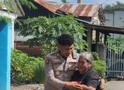 Tangis Haru dan Pelukan Hangat Saat AKP Hasan Fadhlyh Salurkan Sembako kepada Ibu Rembong