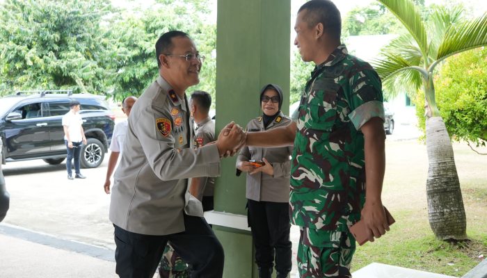 Kapolda Sulbar Kunjungan Silaturahmi ke Korem 142 Tatag: Perkuat Sinergi Menjaga Sulawesi Barat yang Malaqbi