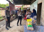 Jumat Berkah, Sat Lantas Polres Bulukumba Salurkan Sembako kepada Warga Kurang Mampu