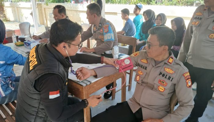 Sidokkes Polres Jeneponto Gelar Pemeriksaan Kesehatan Berkala di Polsek Arungkeke