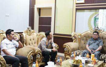 Sebagai Pejabat Baru, Kapolres Parepare Sawon ke Ketua DPRD