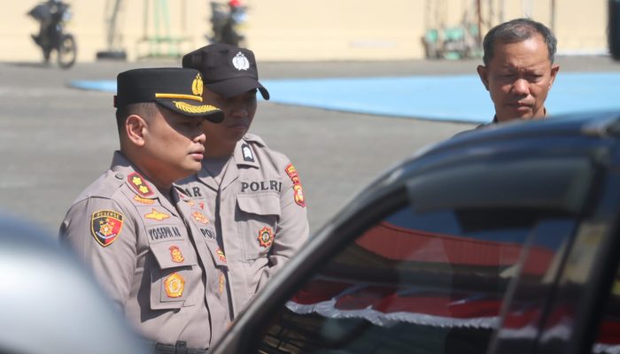 Pastikan Kesiapan Operasional, Kapolres Toraja Utara Cek Langsung Kelayakan Kendaraan Dinas