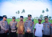 Tak Menunggu Sempurna untuk Berbuat, Kapolres Luwu Hadir Bantu Petani di Tengah Kekeringan