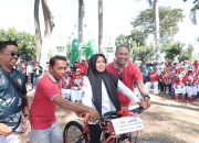 Meriahkan HUT RI ke 81, Kapolres Sidrap Hadiri Jalan Sehat Bersama Forkopimda