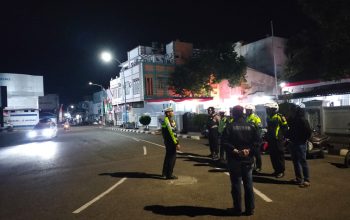 Patroli Gabungan Sat Lantas, Samapta dan Polsek Ujung Bulu, Upaya Ciptakan Kamtibmas Kondusif
