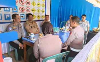 Dit Lantas Polda Sulsel Gelar Monev Kampung Tertib Lalu Lintas di Lembang Nonongan Toraja Utara