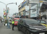 Tingkatkan Kenyamanan Pengguna Jalan, Sat Lantas Polres Toraja Utara Laksanakan Pengaturan Rutin Pagi