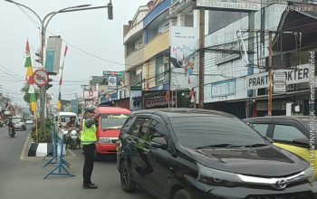 Tingkatkan Kenyamanan Pengguna Jalan, Sat Lantas Polres Toraja Utara Laksanakan Pengaturan Rutin Pagi
