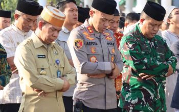Kapolres Bone Bersama Forkopimda dan Masyarakat Laksanakan Salat Istisqa, Mohon Hujan dan Keberkahan