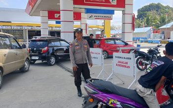 Polsek Majauleng Pantau SPBU, Antrean Pengisian BBM Berjalan Kondusif