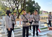 Dirlantas Polda Sulsel Bersama Wadirlantas Laksanakan Ziarah ke TMP Panaikang, Semarakkan HUT Lalu Lintas Bhayangkara ke-71