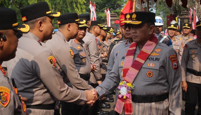 Kapolres Sidrap AKBP Indra Waspada Yudha Hadiri Tradisi Penyambutan Kapolda Sulsel
