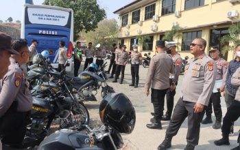 Kapolres Soppeng Turun Langsung Periksa Kendaraan Dinas, Pastikan Kesiapan Operasional Personel