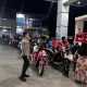 Patroli Malam Polsek Malunda, Pastikan Pengisian BBM di SPBU Berjalan Aman dan Lancar
