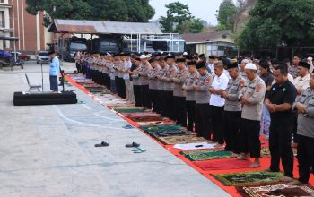 Musim Kemarau Panjang, Polres Majene Gelar Salat Istisqa