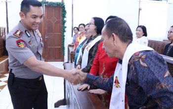 Kapolres Wajo Gelar Minggu Kasih di Gereja Toraja Jemaat Sengkang, Sampaikan Pesan Kamtibmas